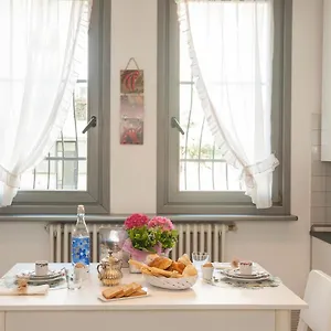 Casa Zanoni , Pisogne Italien